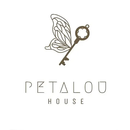 度假居 Petalou House *